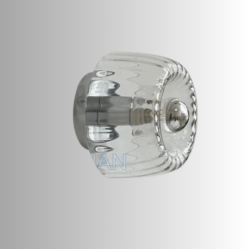 Lampe murale dorée style nordique, luminaire design pour chambre. Crée une lumière d'ambiance élégante et moderne.