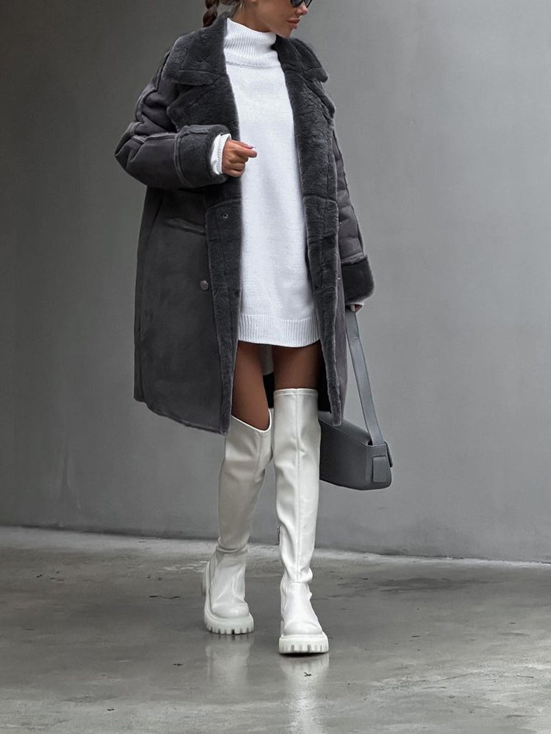 Manteau chic et confortable pour femme. Pardessus élégant gris/beige, idéal pour l'hiver et l'automne.