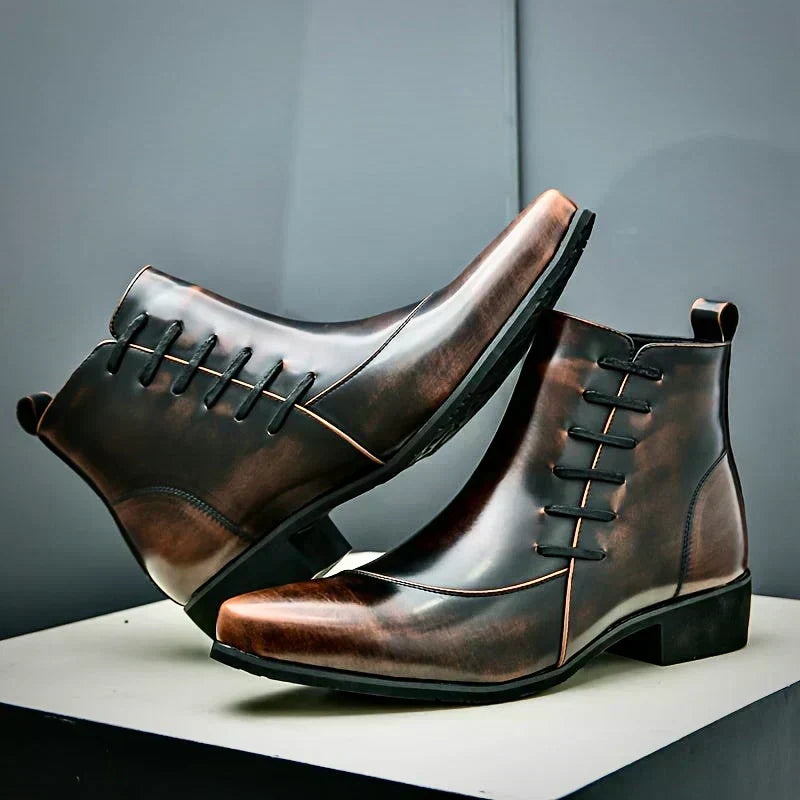 Mode masculine: bottes homme classiques élégantes, couleur marron, idéales pour un look casual-chic raffiné.