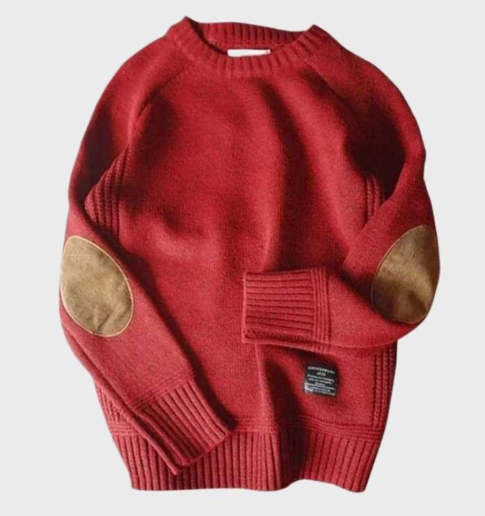 Pull homme tendance, tricoté, avec des patchs mode aux manches, pour un look décontracté moderne.