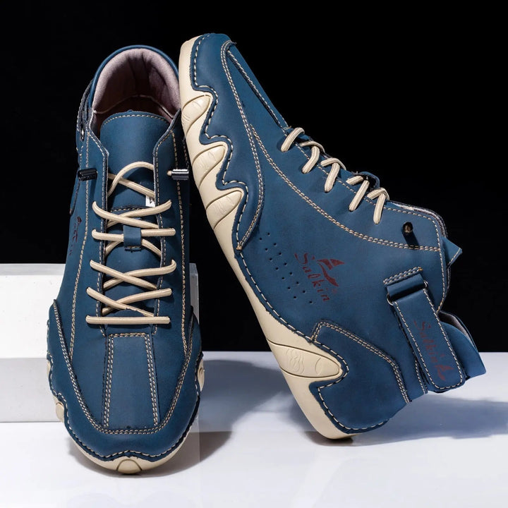 Chaussures d'extérieur minimalistes NatureStride, durables et adhérentes pour l'aventure et la nature.