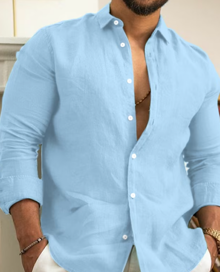 Vêtement homme: chemise casual respirante pour un style intemporel et un confort optimal. Disponible en couleurs variées.