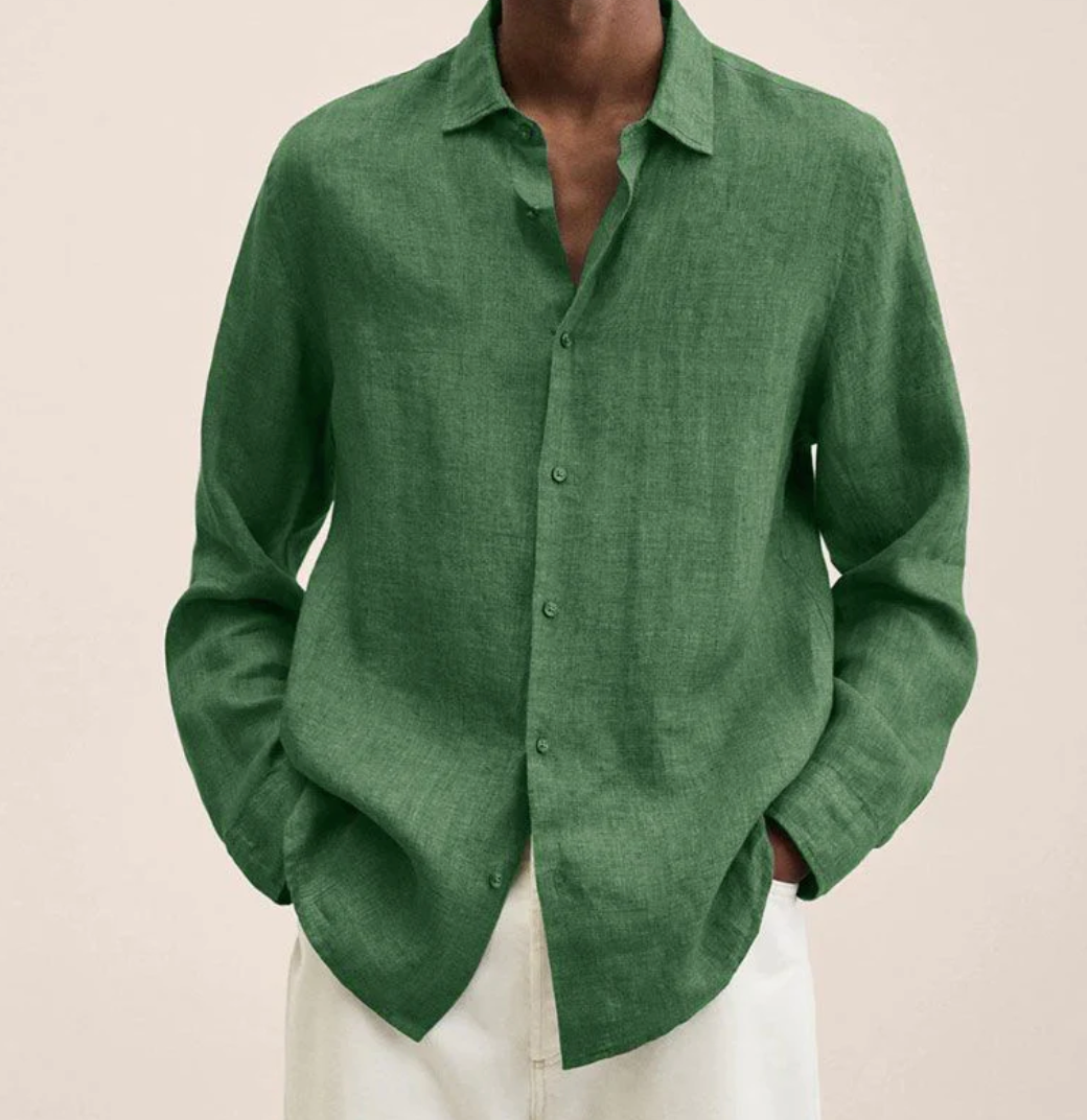 Chemise homme en lin respirant, chic pour vacances ou sorties décontractées.