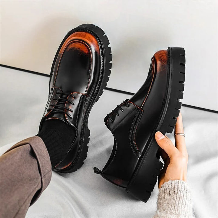 Baskets élégantes pour hommes, offrant confort et style pour toutes les occasions décontractées.