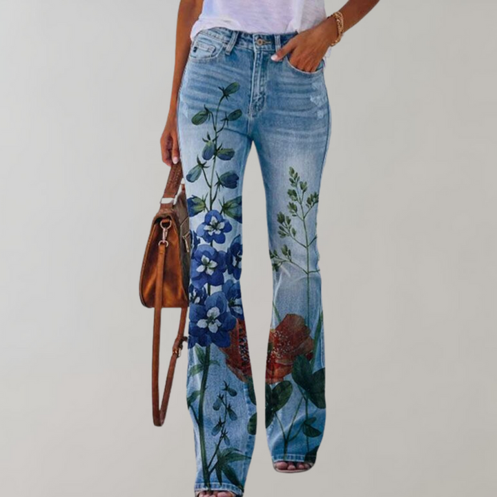 Jean femme imprimé floral élégant et décontracté, coupe évasée. Un essentiel mode pour toute saison.