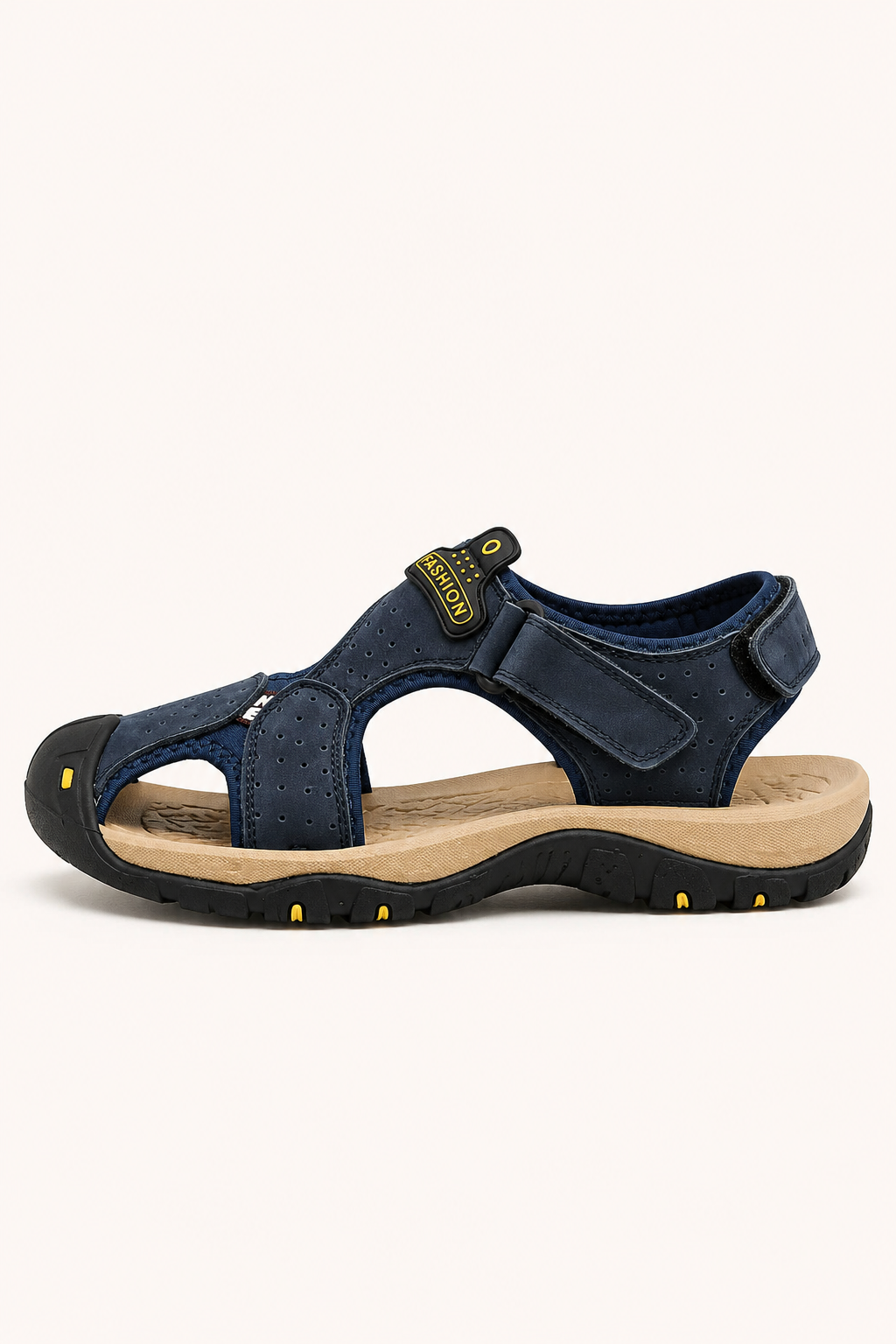 Sandales de vacances homme, protection orteils et aération. Idéales pour plage, randonnée estivale et usage quotidien.