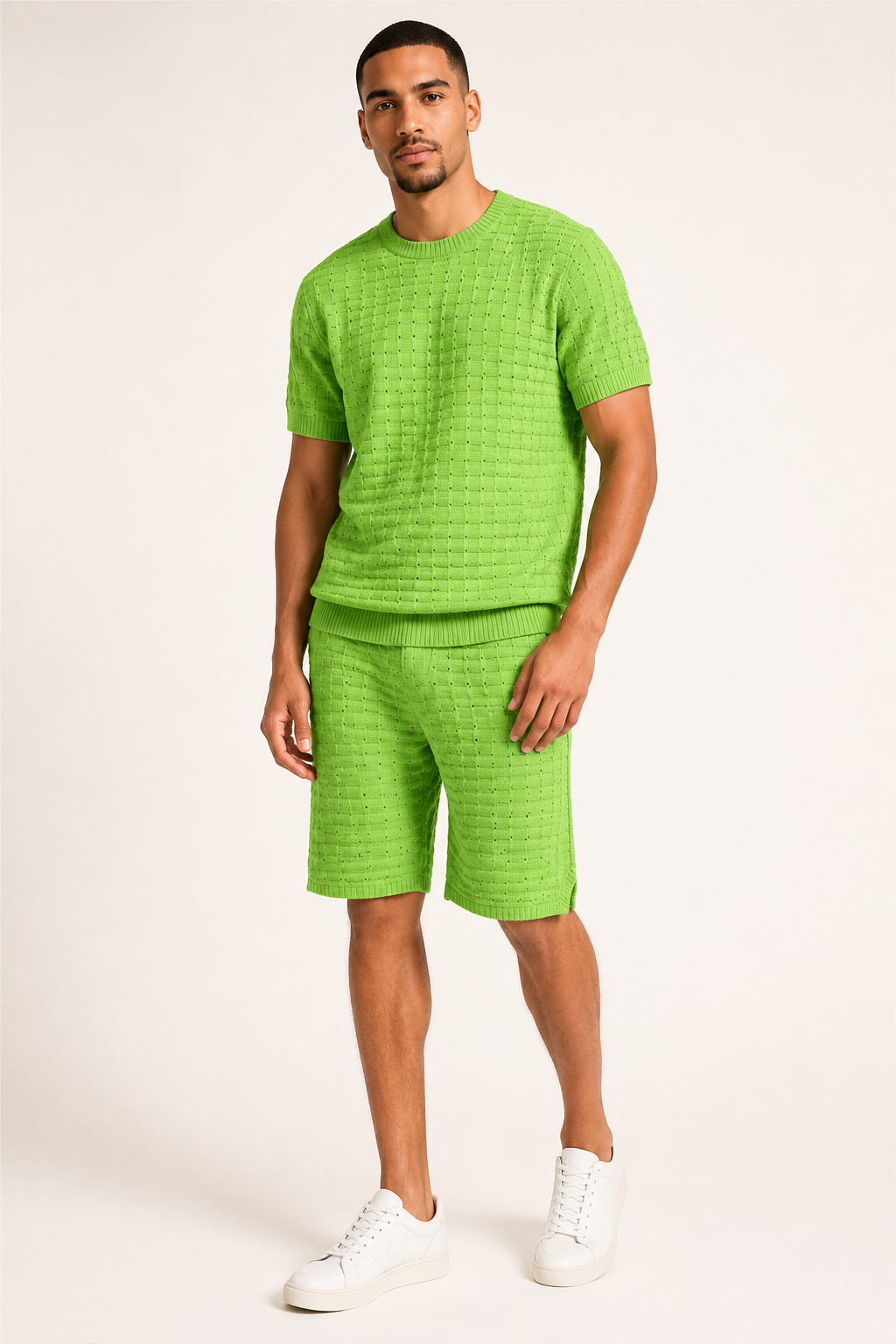 Ensemble homme décontracté T-shirt et short d'été, tissu respirant pour un confort optimal.