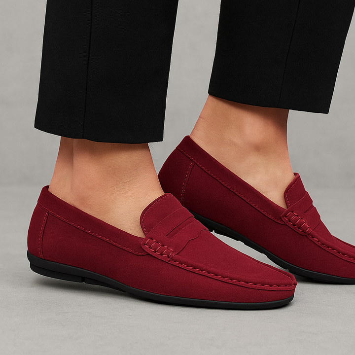 Mocassins hommes élégants en cuir, parfaits pour un confort sophistiqué au quotidien et un style classique en ville.