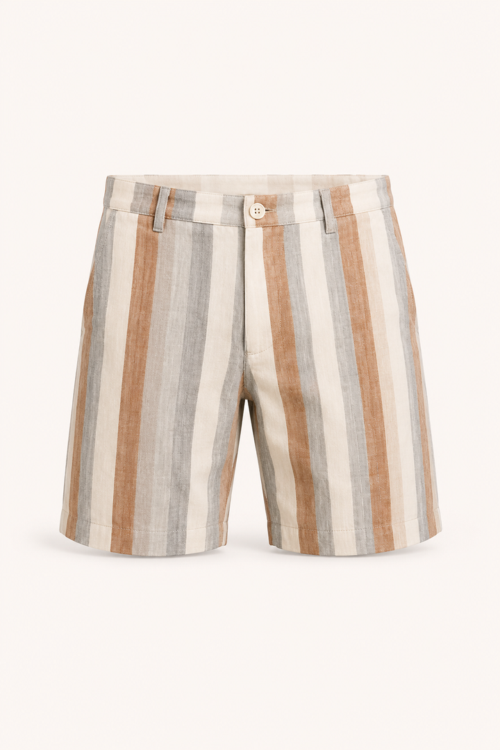 Bermuda homme rayé, coupe droite élégante et tissu respirant. Parfait pour les sorties estivales décontractées.
