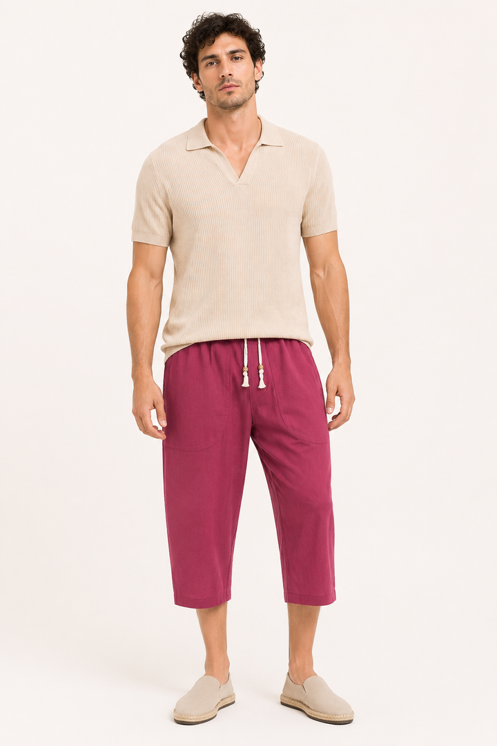 Pantalon court homme type bermuda décontracté, parfait pour l'été et les vacances à la plage.