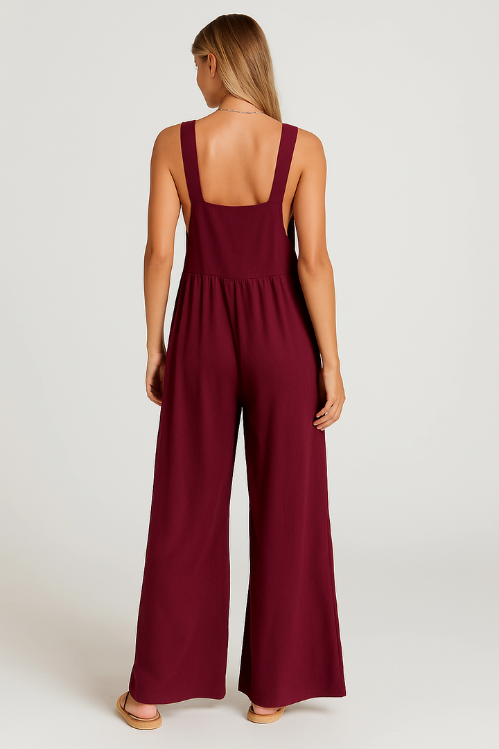 Salopette femme, un vêtement polyvalent pour un style décontracté ou chic. Idéale printemps-été.