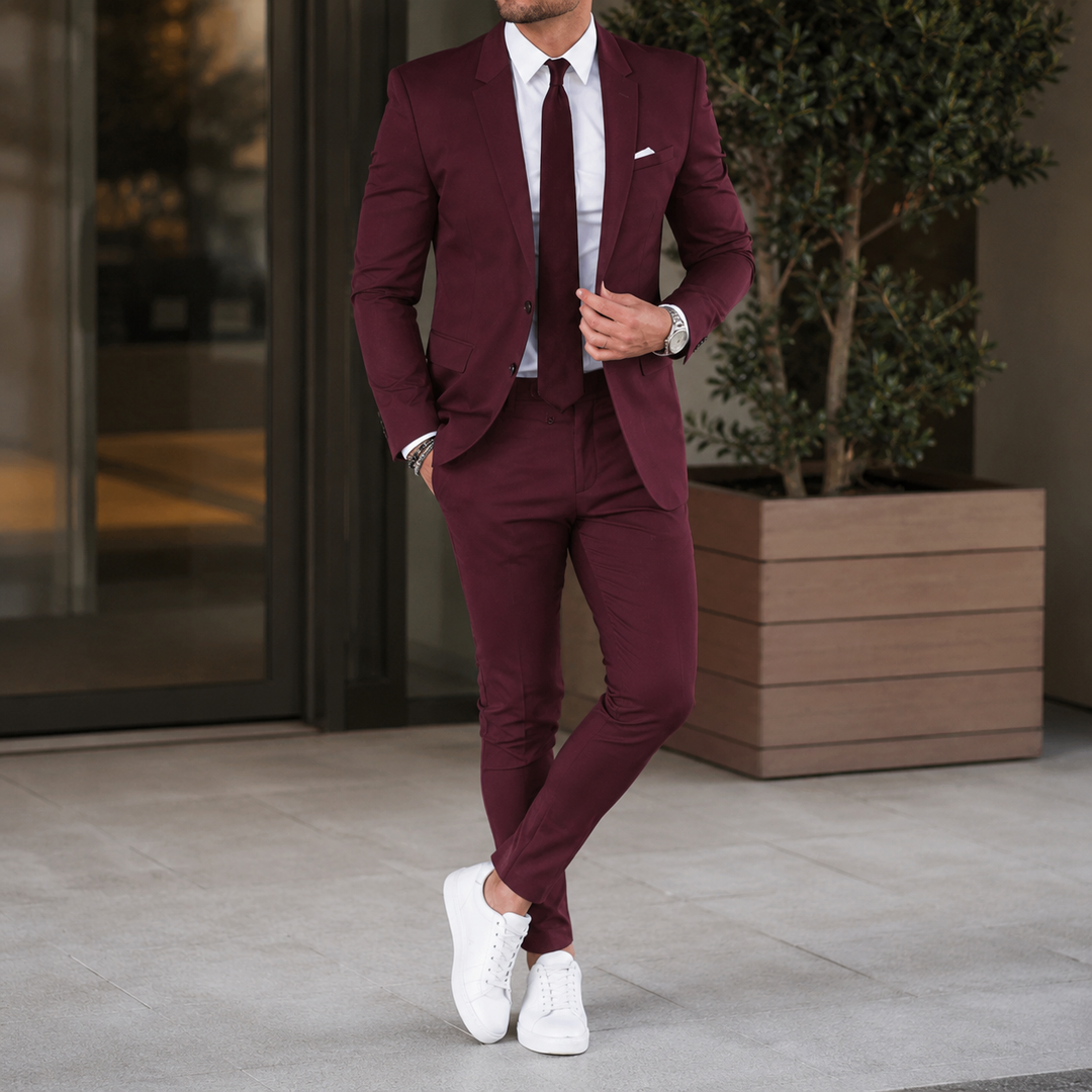 Costume homme classique, veste et pantalon, mode masculine intemporelle pour toute tenue formelle.