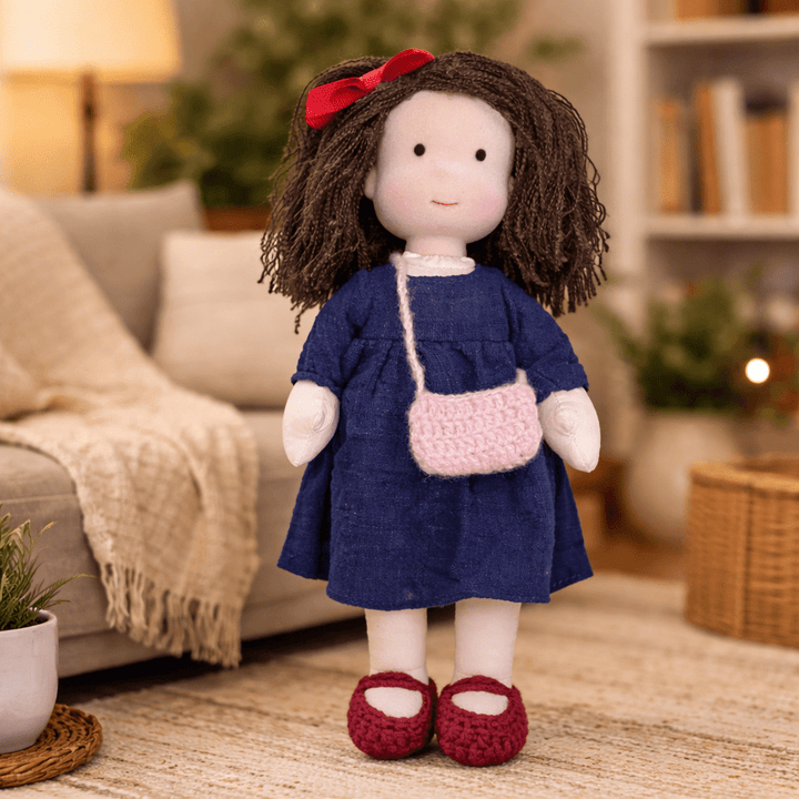 Jouet peluche Waldorf en matériaux 100% naturels, doux au toucher.