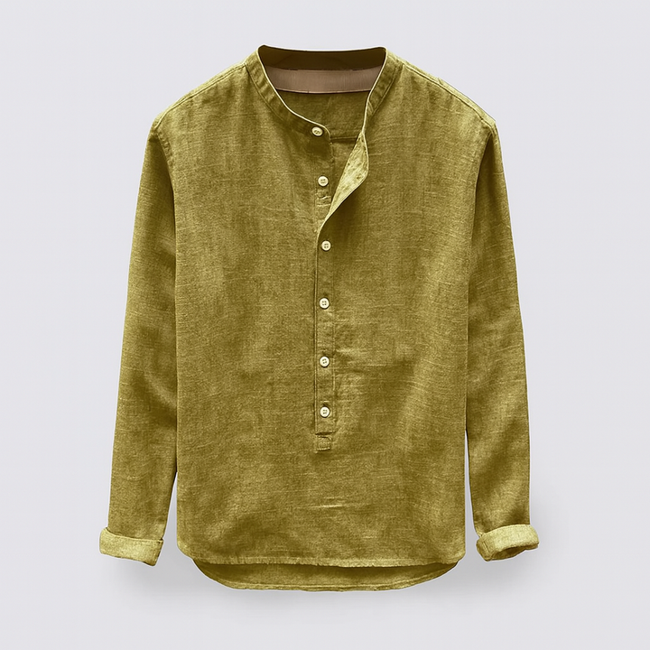 Chemise classique pour hommes, élégante et intemporelle. Mode masculine avec confort pour bureau et sorties.