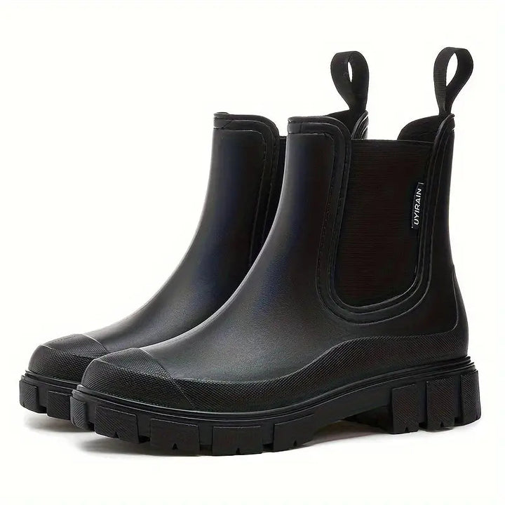 Chaussures automne femme, bottes imperméables polyvalentes. Confortables et chic pour toutes les météos.
