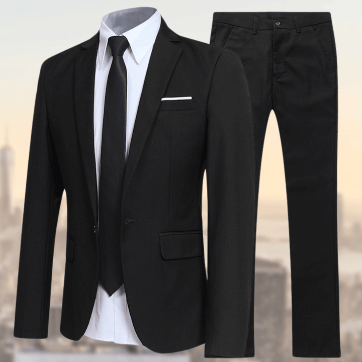 Costume homme rouge vif et moderne, élégant et audacieux pour une tenue de soirée ou professionnelle unique.