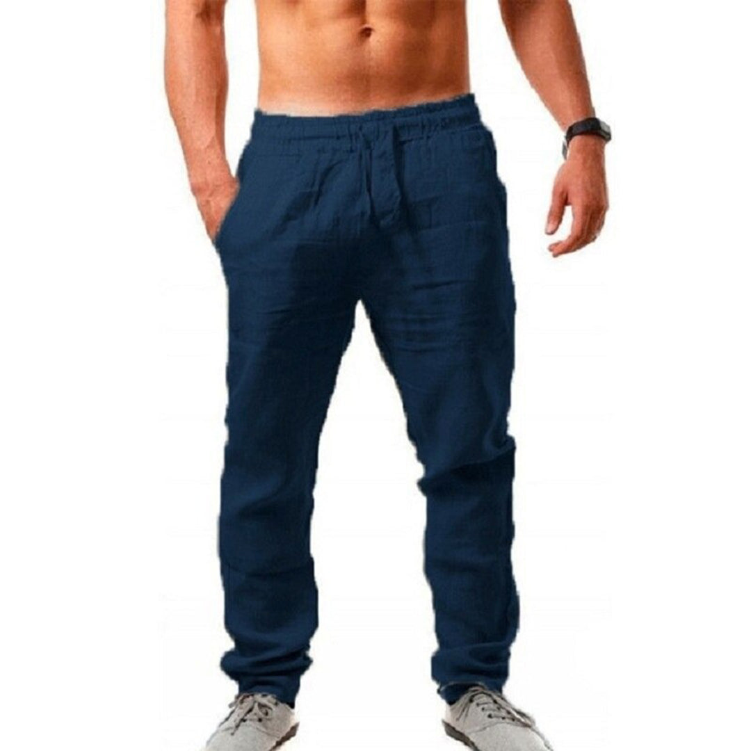 Détail du tissu léger et respirant du pantalon homme, idéal pour le printemps/été. Confortable et stylé.