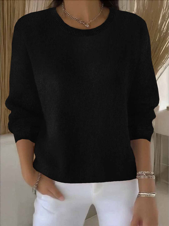 Pull femme essentiel, confortable et élégant, pour un look moderne.