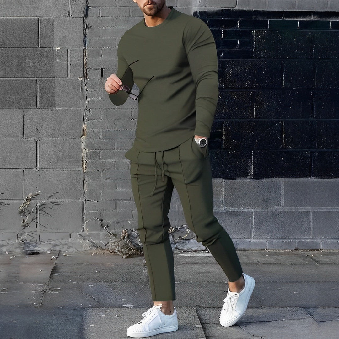 Tenue homme respirante et légère, un ensemble décontracté pour un confort essentiel en été ou en voyage.