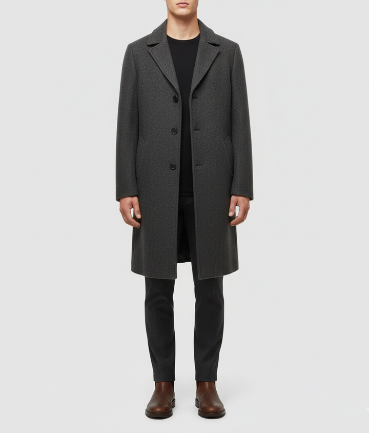 Veste homme élégante slim fit noire. Mode masculine hivernale, vêtement formel chaud et confortable.