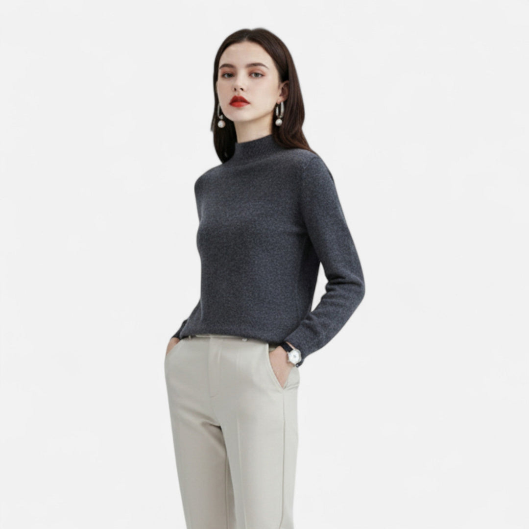 Pull femme chic et confortable, col roulé. Parfait pour une garde-robe polyvalente.