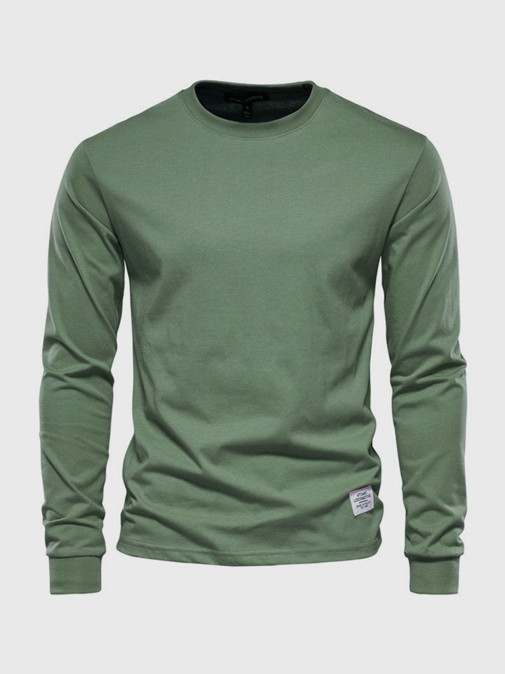 Pull d'hiver homme chaud, col rond et manches longues. Idéal pour un confort élégant en saison froide.