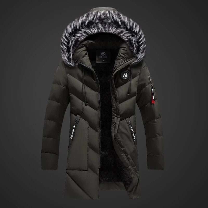 Veste Theo d'hiver homme, coupe moderne et chaude. Tissu matelassé avec capuche doublée fausse fourrure. Protection.
