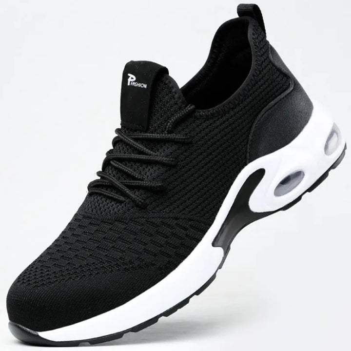 Chaussures de sécurité homme avec embout acier et semelle anti-perforation pour le travail sur chantier.