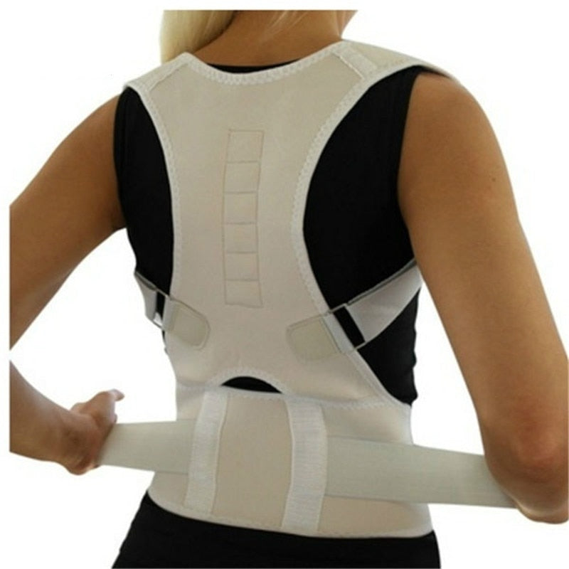 Redresse-dos réglable et discret pour homme et femme, garantissant confort et amélioration de la posture.