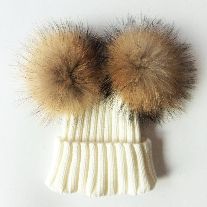 Bonnet d'hiver pour adulte, double pompon fourrure, confort supérieur et chaleur accrue.