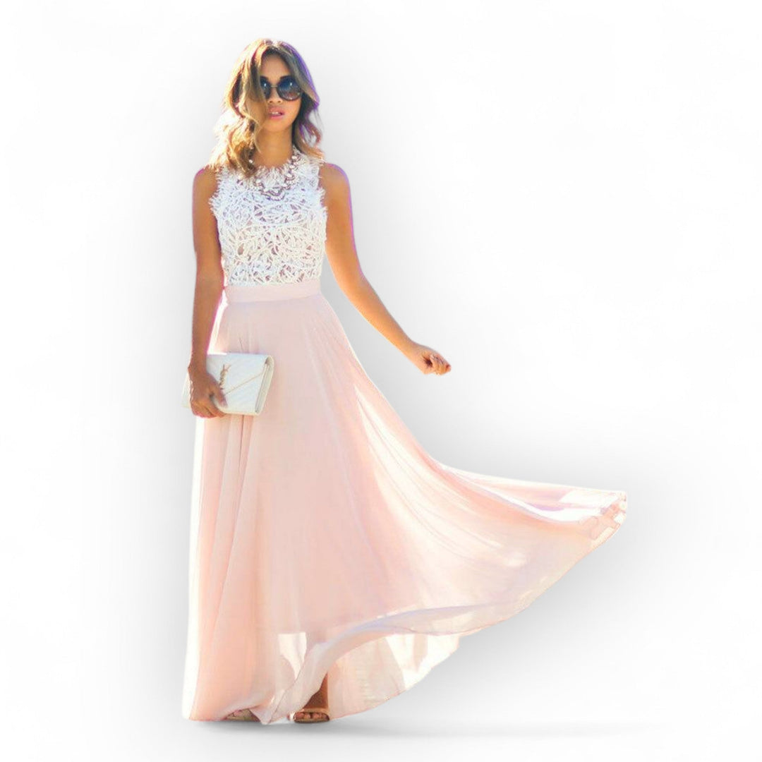 Robe d'été élégante et fluide pour femme, idéale pour un look chic et confortable en journée ou soirée d'été.