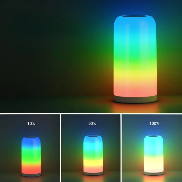 Lampe de chevet LED RGB connectée. Lumière dimmable pour une ambiance décorative moderne et adaptable.
