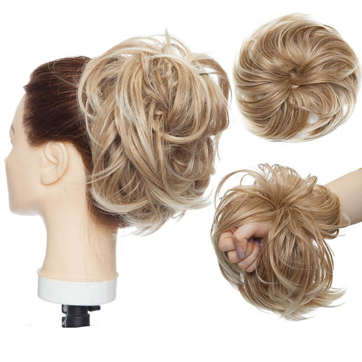 Chouchou chignon désordonné synthétique pour femme, ajoutant du volume aux cheveux.