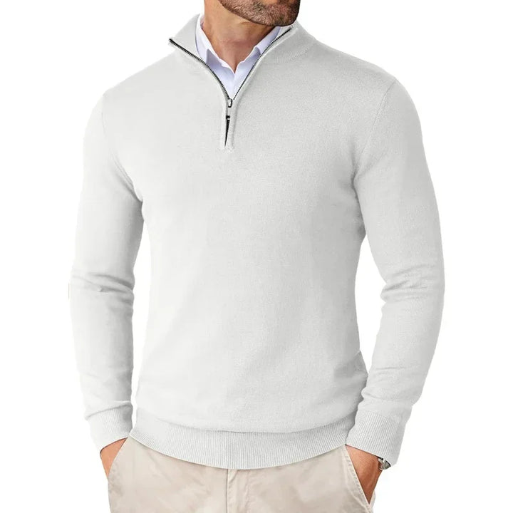 Pull homme polyvalent avec col zippé. Idéal pour un look moderne et confortable au quotidien.