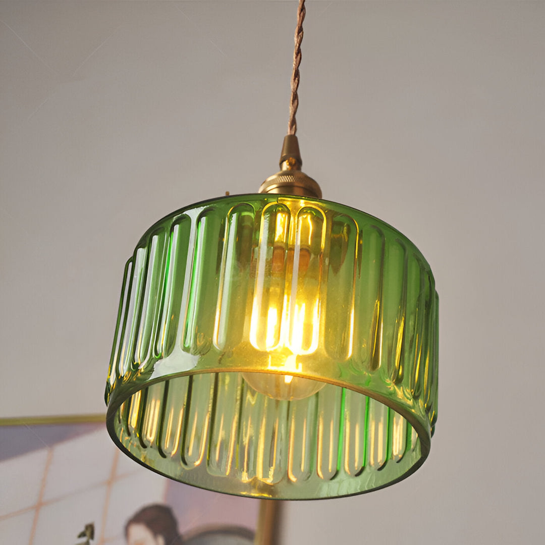 Suspension réglable cylindrique vintage GlamourGlass, éclairage design intérieur pour espace moderne.