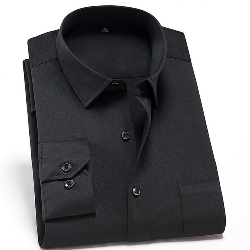 Chemise homme moderne, infroissable et stretch, pour un style contemporain et un confort optimal toute la journée.