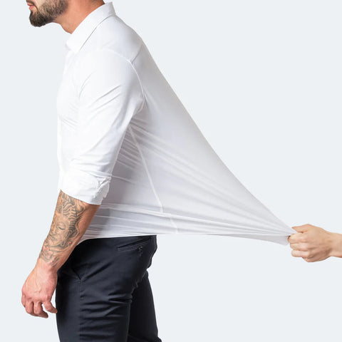 Chemise homme infroissable et extensible, look net toute la journée, sans repassage. Confort et style garantis.