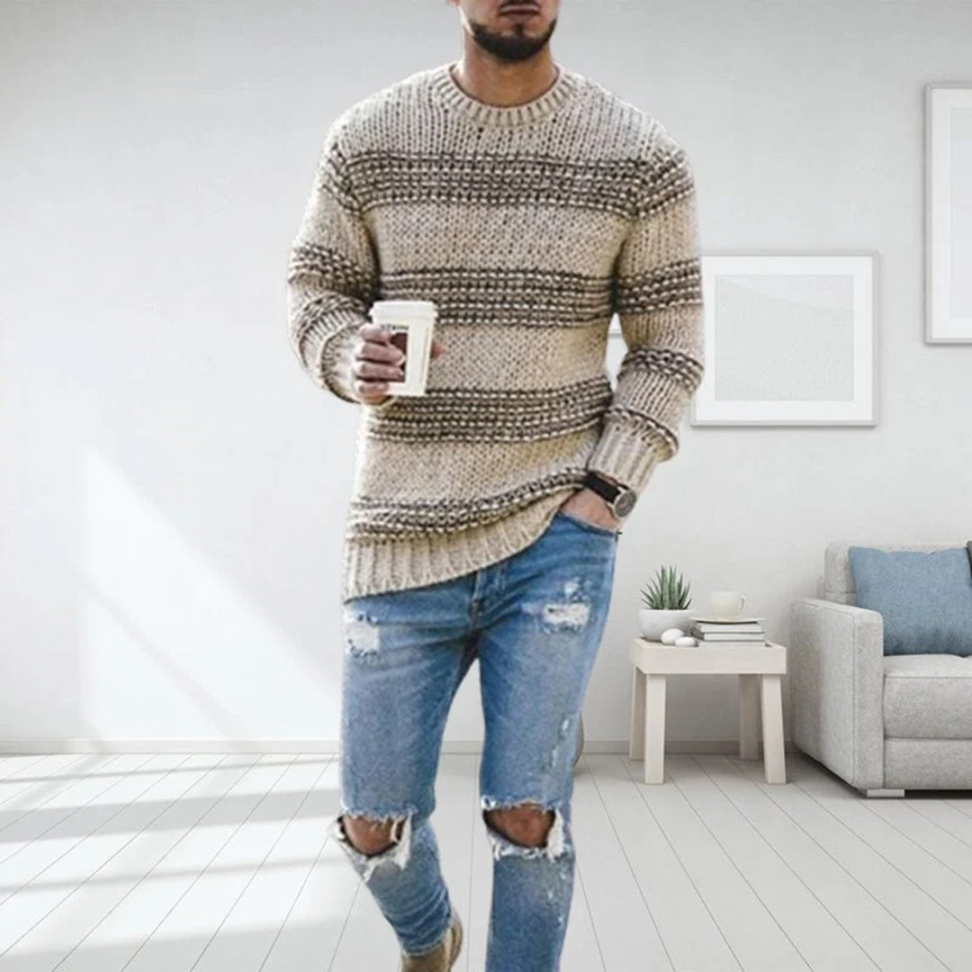 Pull homme d'hiver chaud à col rond, motif norvégien rayé. Confortable et élégant pour le froid.