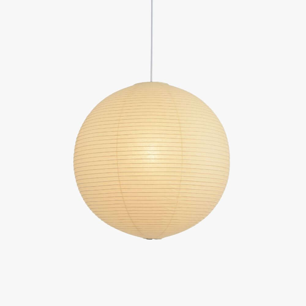 Lampe suspension sphérique moderne, idéale pour un éclairage intérieur contemporain et design.