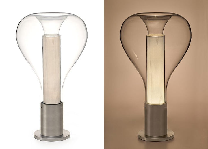 Lampe de table LED sculpturale, éclairage d'ambiance moderne, idéale pour salon ou chambre à coucher.