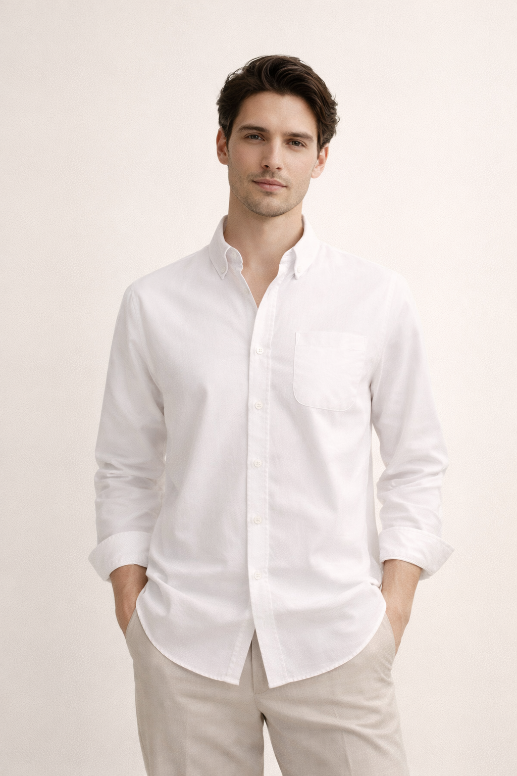 Haut polyvalent homme, chemise quotidienne. Idéale pour la mode masculine, confort et style assurés.