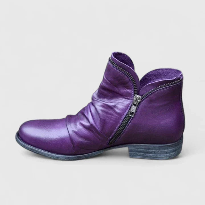 Bottines froncées élégantes pour femme avec zip devant, confortables pour le quotidien et la mode hiver.