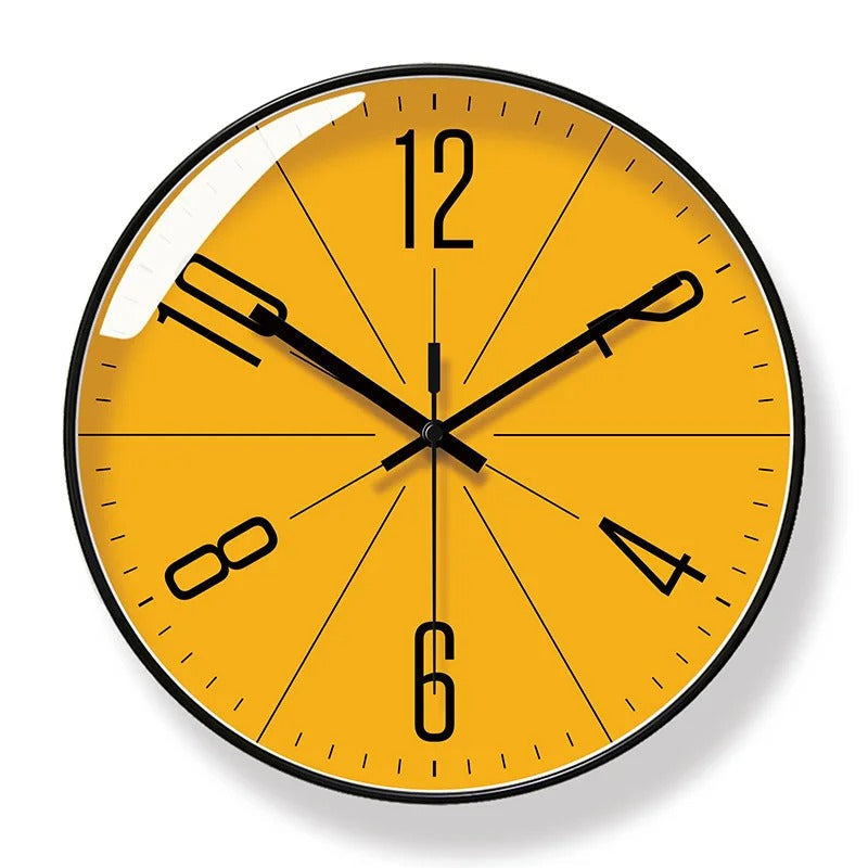 Horloge murale ronde jaune & noire, silencieuse. Design moderne et scandinave. Mouvement à quartz précis.