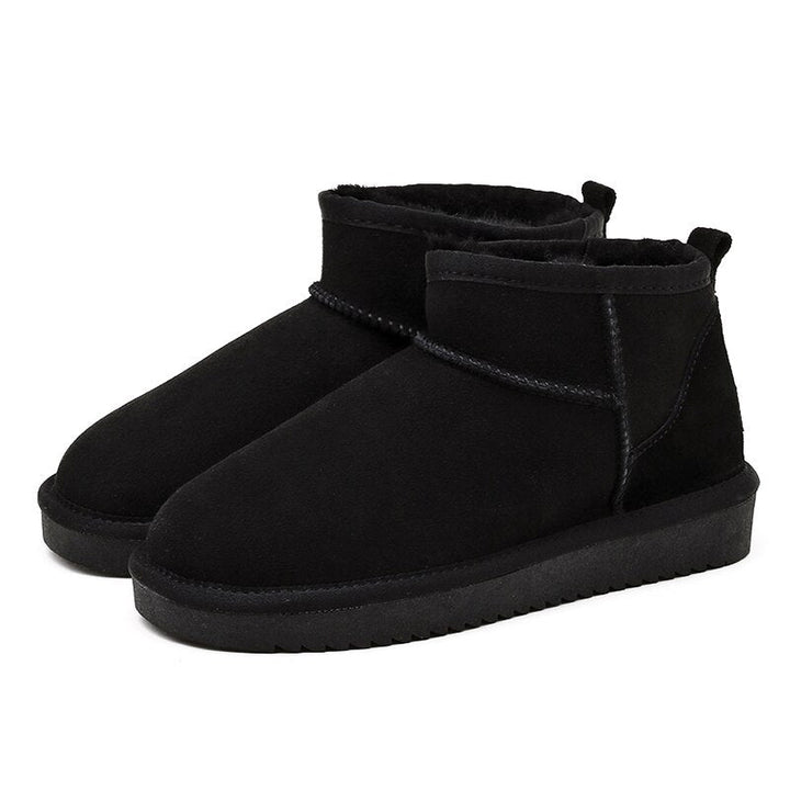 Ces bottes d'hiver Sire femme allient chaleur, confort et élégance. La chaussure femme indispensable pour l'hiver froid.
