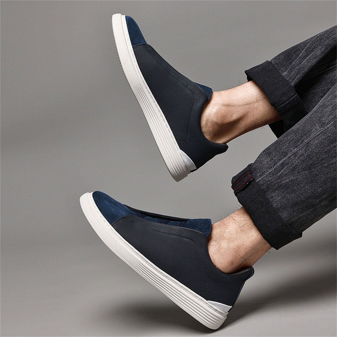 Chaussures homme décontractées à lacets élastiques, faciles à enfiler. Baskets basses très confortables pour un style quotidien.