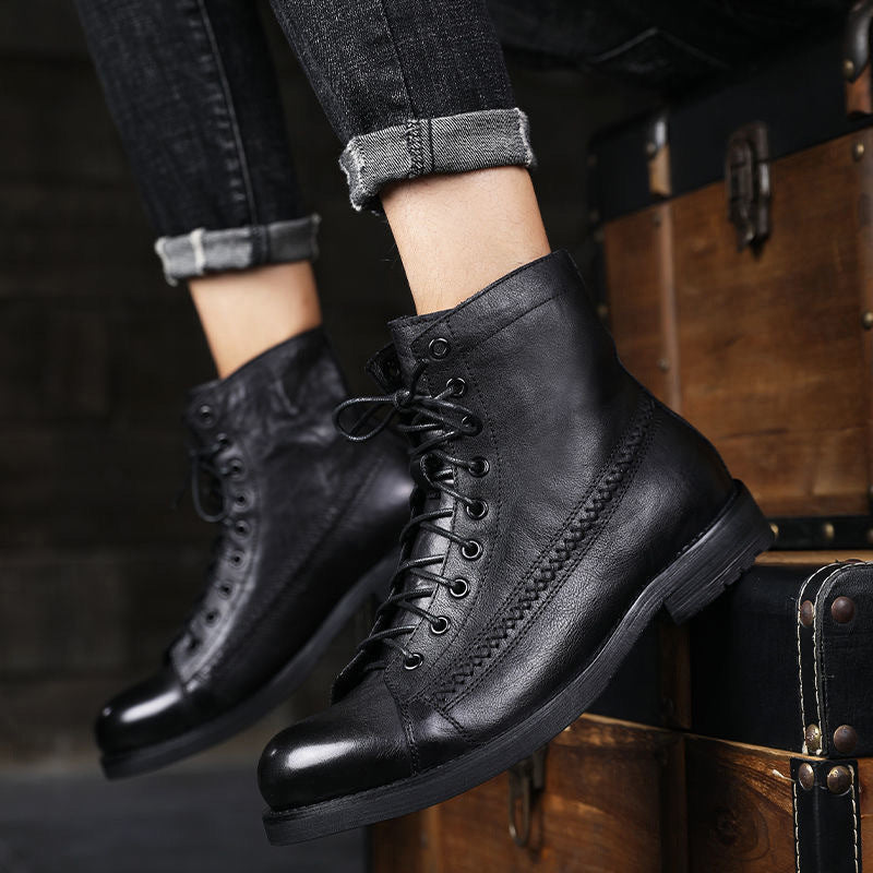 Bottes vintage homme élégantes, robustes. Style classique intemporel. Chaussures mode masculine automne/hiver.