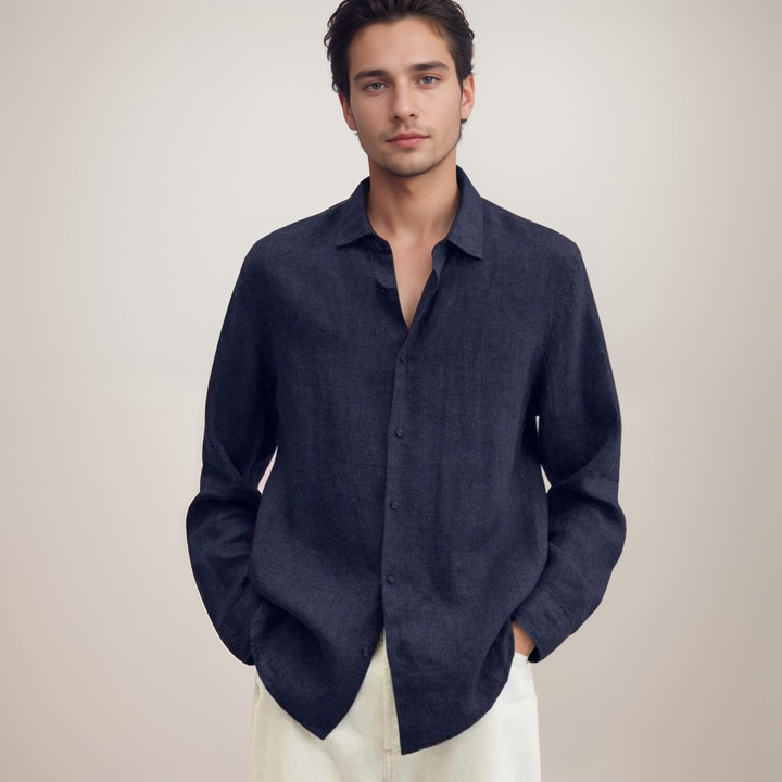 Chemise décontractée en lin pour homme, confortable et chic, parfaite pour les vacances.