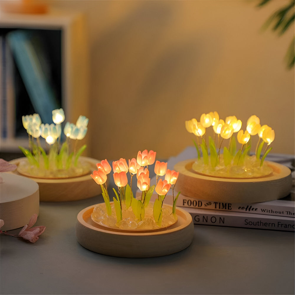 Lampe de table LED tulipe DIY. Décoration florale et veilleuse pour chambre.