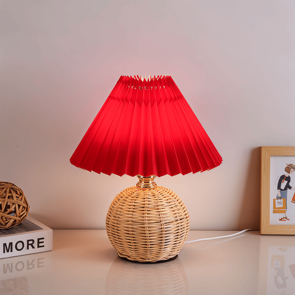 Lampe de table en rotin tressé plissé, design rétro scandinave, lumière d'ambiance.