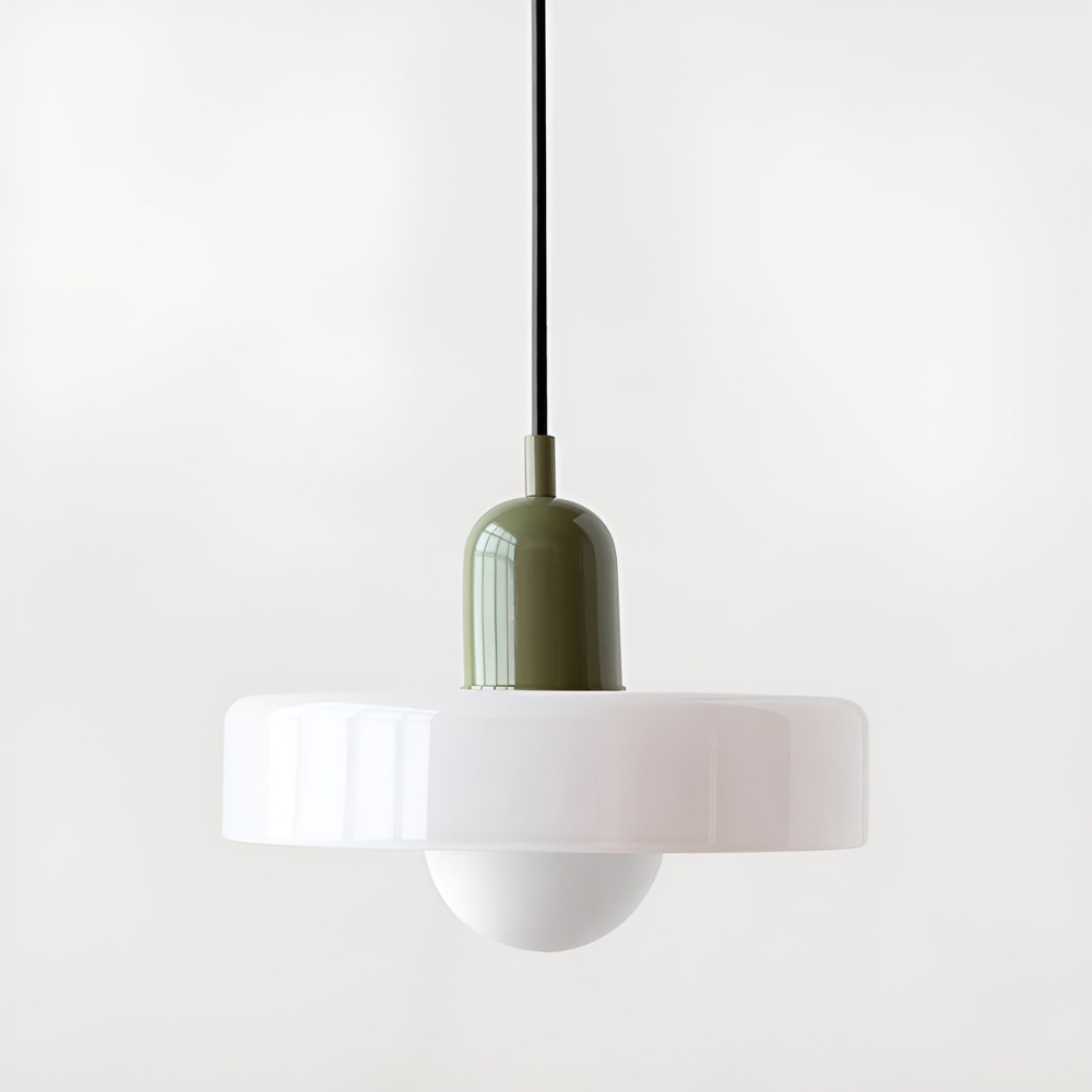 Suspension luminaire verre transparent, élégance scandinave pour tout intérieur.